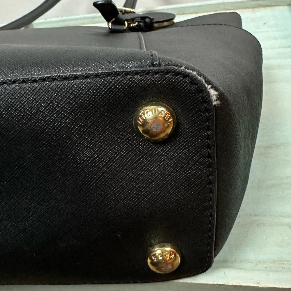 MICHAEL KORS faux leather top zip Charlotte bag in black